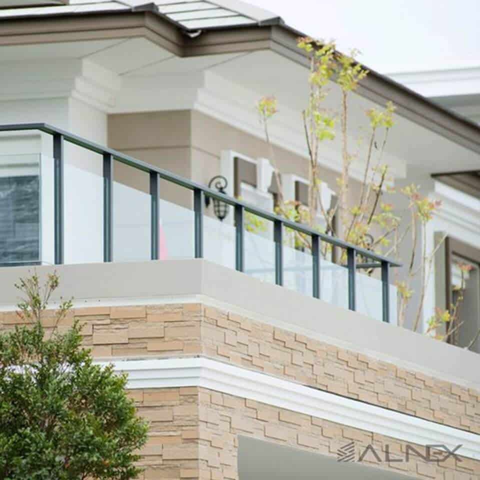 ราวกันตกอะลูมิเนียม