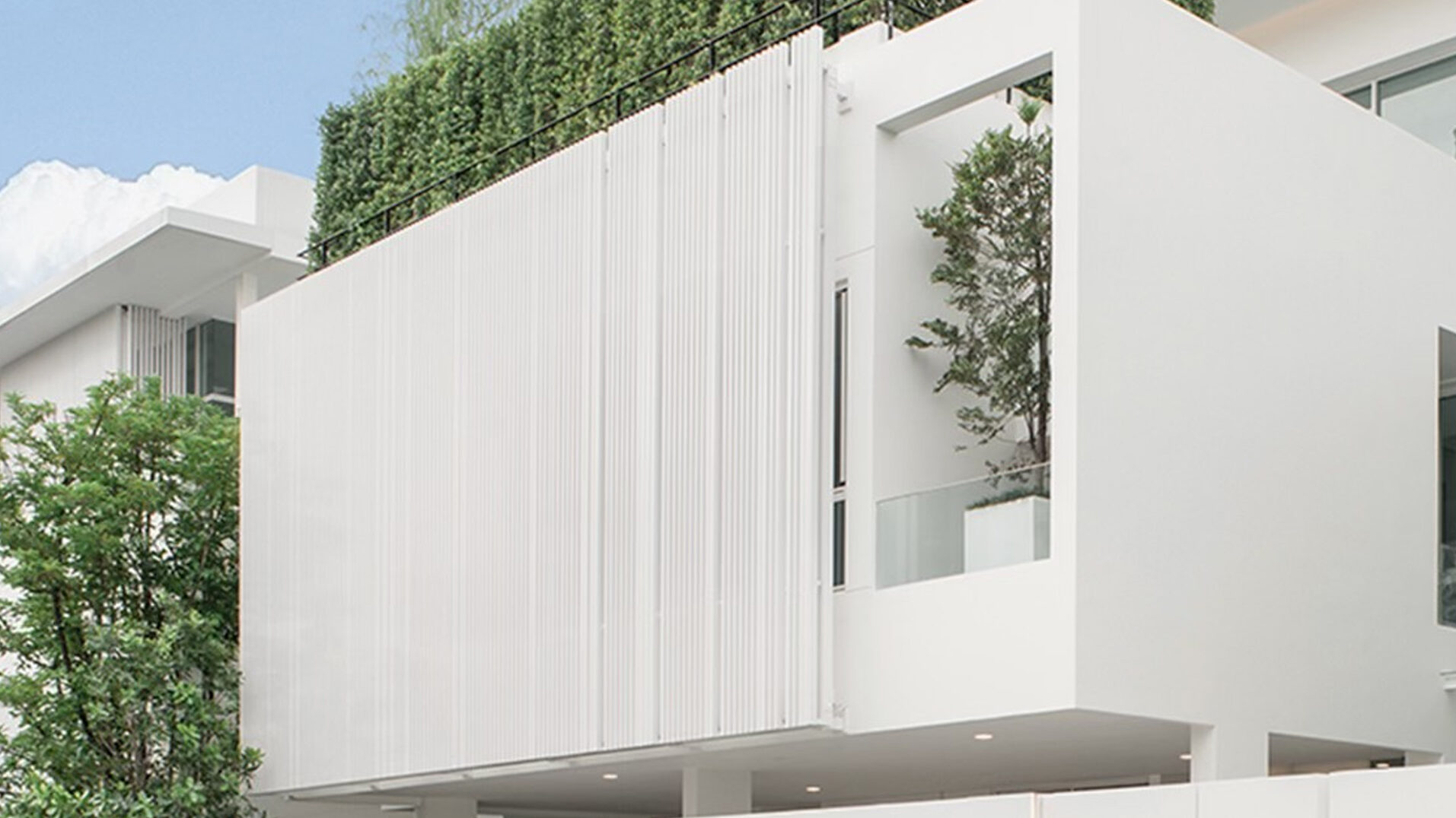 เลือก Facade อลูมิเนียม แบบไหนให้บ้านสวย ดูดี? รู้จัก ALNEX ดีไซน์เรียบหรู ทนแดดฝน ใช้งานได้ยาวนานกว่า 10 ปี