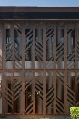 เลือก Facade อลูมิเนียม แบบไหนให้บ้านสวย ดูดี? รู้จัก ALNEX ดีไซน์เรียบหรู ทนแดดฝน ใช้งานได้ยาวนานกว่า 10 ปี