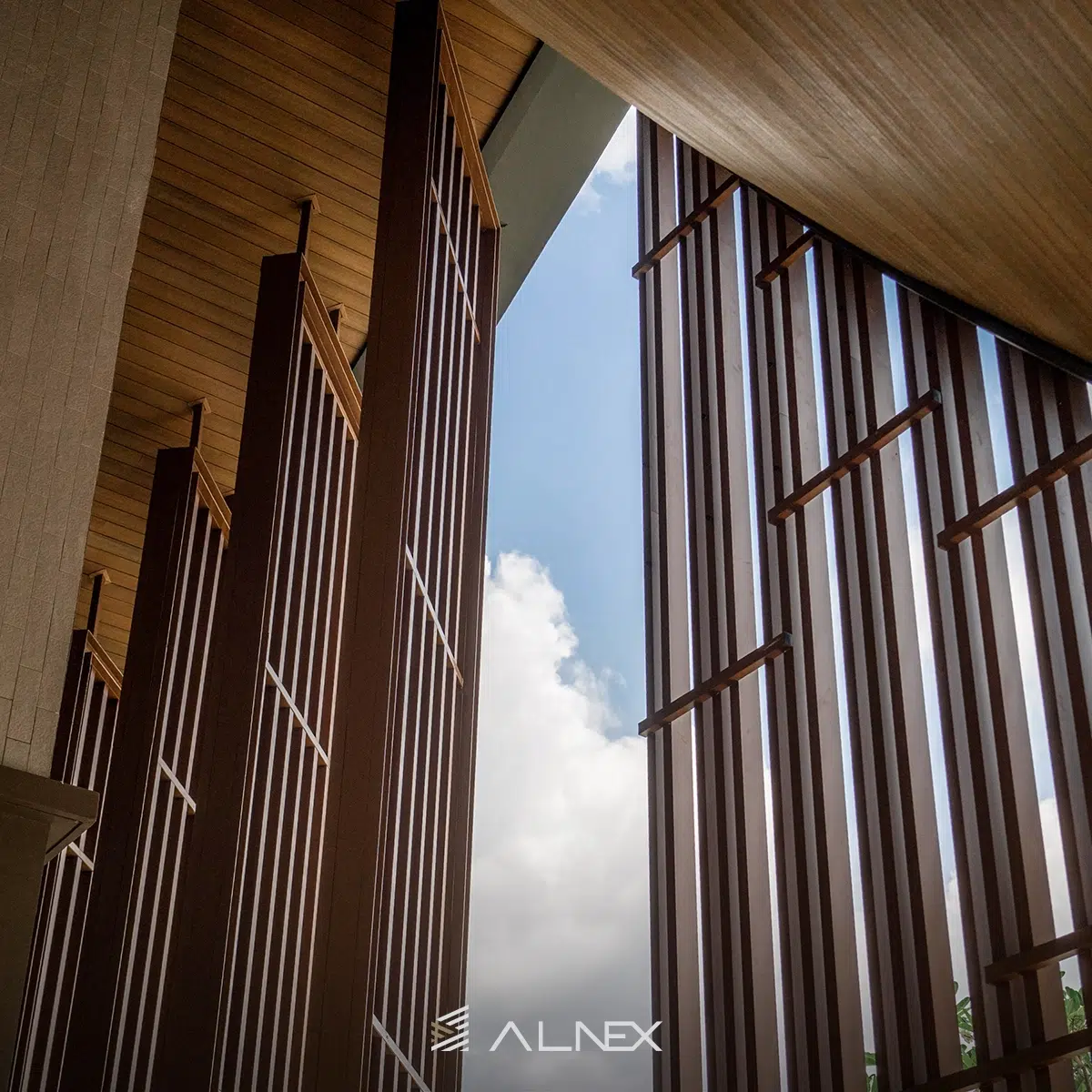 เปลี่ยนบ้านธรรมดาให้ดูแพงขึ้น ด้วย “ฟาซาด อลูมิเนียม ALNEX” ดีไซน์ไร้รอยต่อระดับพรีเมียม