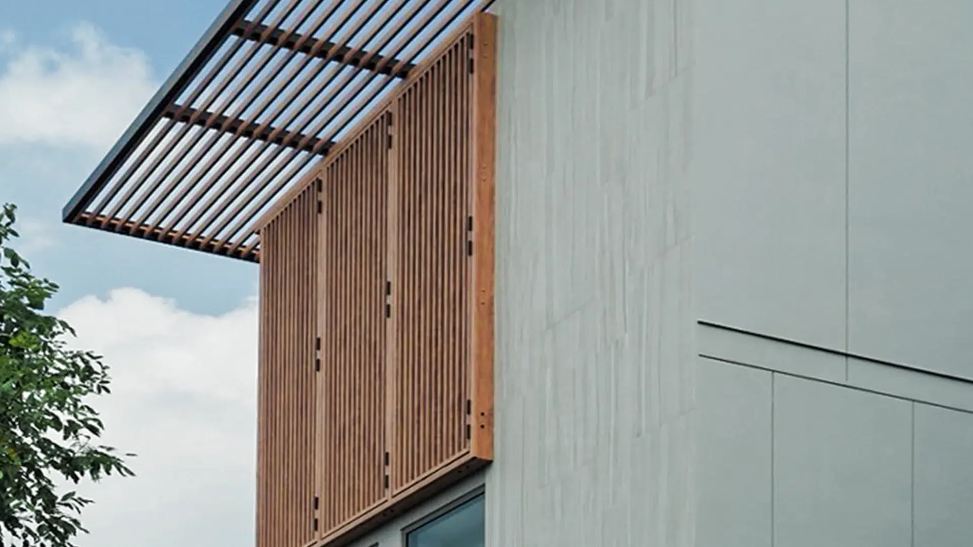 ระแนงอลูมิเนียมลายไม้ ทางเลือกใหม่ของคนรักบ้าน สวยเสมือนไม้จริง ทนทานกว่า และไม่ต้องดูแลบ่อย