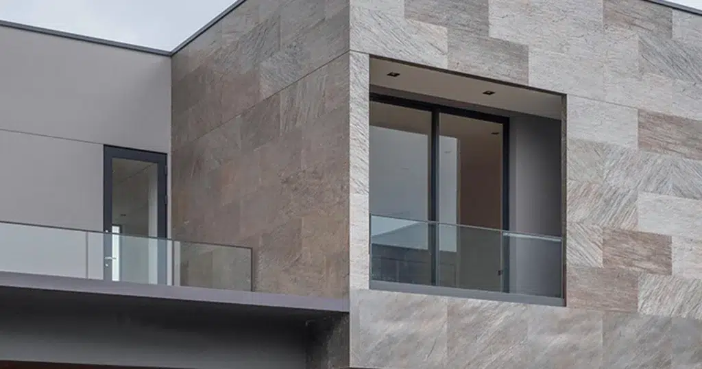 ราวกันตกระเบียง แบบไหนเข้ากับบ้านคุณ? สไตล์ Minimal / Modern / Loft เลือกยังไงให้คุ้ม